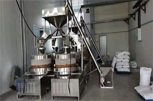 河南工联粮油机械设备是一家生产粮油加工设备,集科研,制造